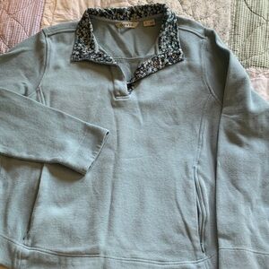 Orvis Light Blue Women’s Zip-Up Sweater with Floral Snap Collar
